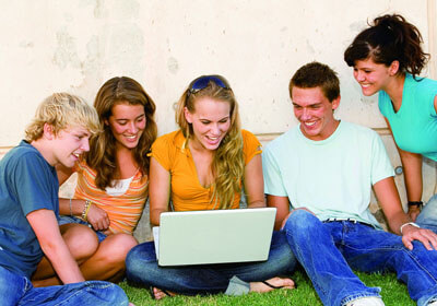 外行容易略过，每日大赛官网不太起眼却很能留人的位置，把这一层看明白，很多争议都顺了